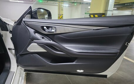 Infiniti Q60 II, 2018 год, 3 050 000 рублей, 19 фотография