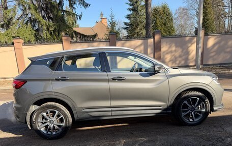 Geely Coolray I, 2023 год, 1 650 000 рублей, 4 фотография