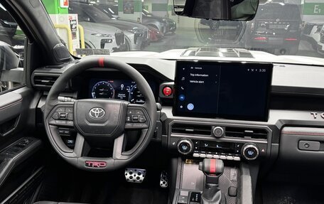 Toyota Tacoma, 2025 год, 12 490 000 рублей, 16 фотография