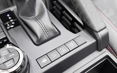 Toyota Tacoma, 2025 год, 12 490 000 рублей, 24 фотография