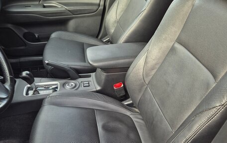 Mitsubishi Outlander III рестайлинг 3, 2014 год, 1 600 000 рублей, 12 фотография