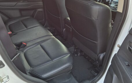 Mitsubishi Outlander III рестайлинг 3, 2014 год, 1 600 000 рублей, 19 фотография