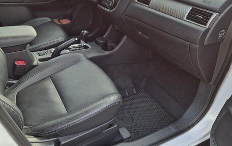 Mitsubishi Outlander III рестайлинг 3, 2014 год, 1 600 000 рублей, 18 фотография