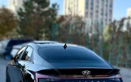 Hyundai Elantra, 2022 год, 1 600 000 рублей, 6 фотография