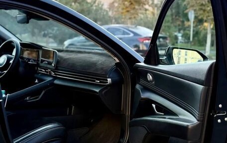 Hyundai Elantra, 2022 год, 1 600 000 рублей, 7 фотография