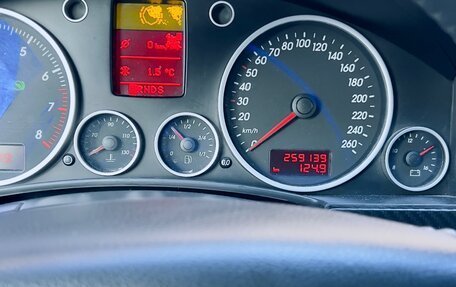 Volkswagen Touareg III, 2004 год, 830 000 рублей, 8 фотография