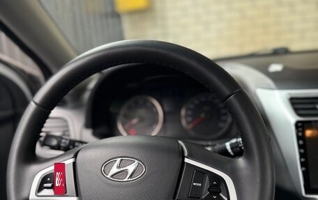 Hyundai Solaris II рестайлинг, 2011 год, 575 000 рублей, 9 фотография