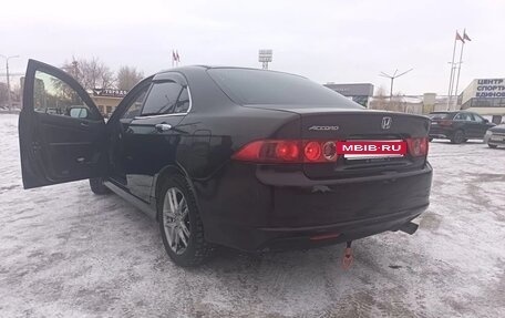 Honda Accord VII рестайлинг, 2006 год, 690 000 рублей, 10 фотография