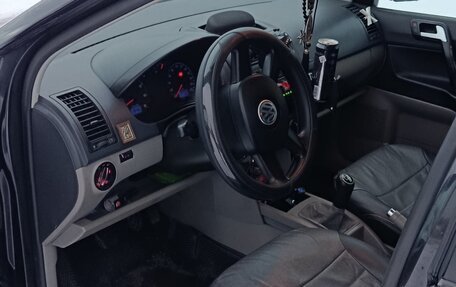 Volkswagen Polo IV рестайлинг, 2005 год, 390 000 рублей, 7 фотография