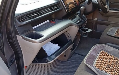 Honda Stepwgn IV, 2015 год, 1 570 000 рублей, 5 фотография