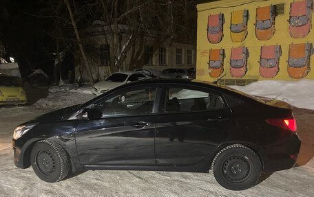 Hyundai Solaris II рестайлинг, 2016 год, 650 000 рублей, 3 фотография