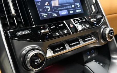 Lexus LX, 2025 год, 19 990 000 рублей, 20 фотография