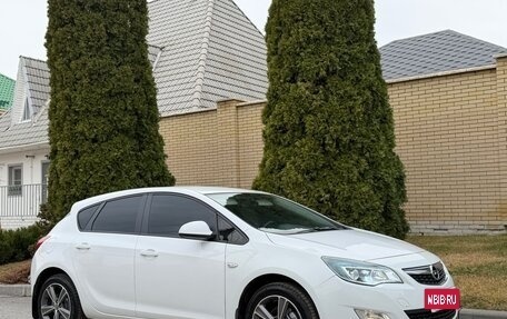 Opel Astra J, 2011 год, 690 000 рублей, 11 фотография