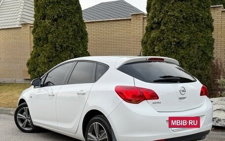 Opel Astra J, 2011 год, 690 000 рублей, 7 фотография