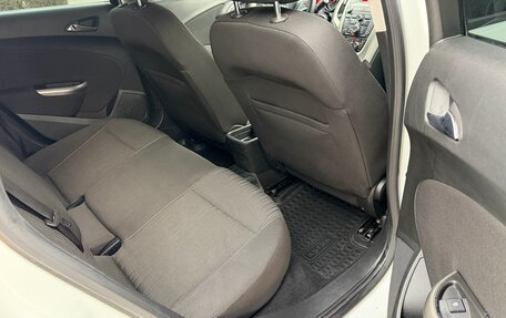 Opel Astra J, 2011 год, 690 000 рублей, 27 фотография