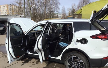 Geely Atlas, 2024 год, 2 430 000 рублей, 3 фотография