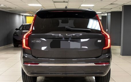 Volvo XC90 II рестайлинг, 2024 год, 5 600 000 рублей, 6 фотография