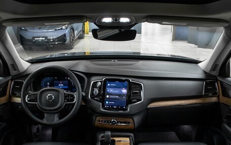 Volvo XC90 II рестайлинг, 2024 год, 5 600 000 рублей, 27 фотография