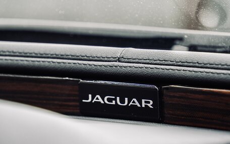 Jaguar XJ IV (X351), 2016 год, 3 200 000 рублей, 12 фотография