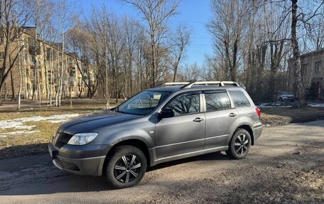 Mitsubishi Outlander III рестайлинг 3, 2006 год, 345 000 рублей, 2 фотография
