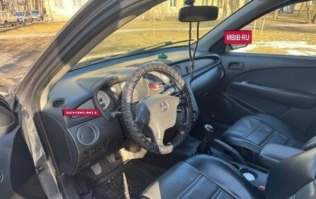 Mitsubishi Outlander III рестайлинг 3, 2006 год, 345 000 рублей, 7 фотография