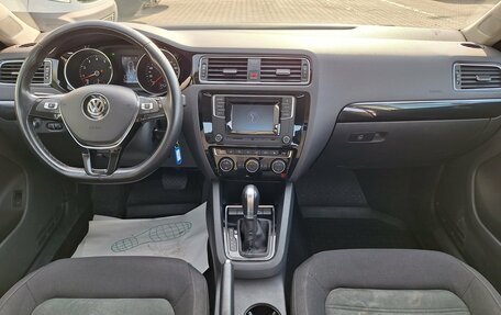 Volkswagen Jetta VI, 2016 год, 1 545 000 рублей, 11 фотография