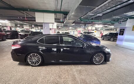 Toyota Camry, 2019 год, 2 700 000 рублей, 2 фотография