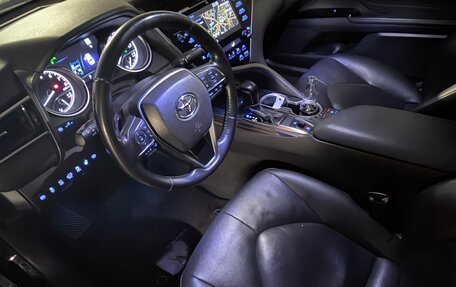 Toyota Camry, 2019 год, 2 700 000 рублей, 6 фотография