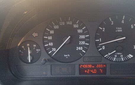 BMW 5 серия, 2000 год, 630 000 рублей, 7 фотография