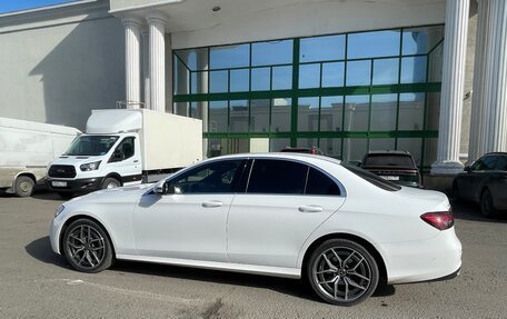 Mercedes-Benz E-Класс, 2021 год, 4 000 000 рублей, 2 фотография