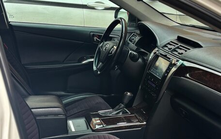 Toyota Camry, 2016 год, 1 875 рублей, 6 фотография