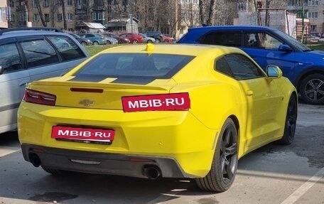 Chevrolet Camaro VI, 2016 год, 2 950 000 рублей, 2 фотография