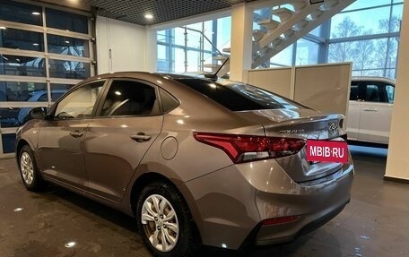 Hyundai Solaris II рестайлинг, 2018 год, 1 085 000 рублей, 5 фотография