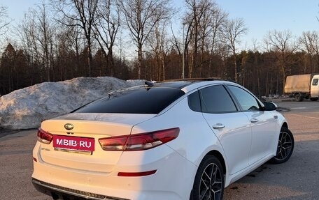 KIA Optima IV, 2018 год, 2 499 999 рублей, 3 фотография