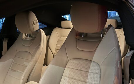 Mercedes-Benz C-Класс, 2019 год, 3 300 000 рублей, 5 фотография