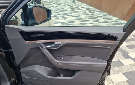 Volkswagen Touareg III, 2018 год, 4 500 000 рублей, 21 фотография