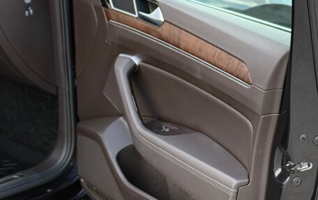 Volkswagen Passat B8 рестайлинг, 2016 год, 1 825 000 рублей, 15 фотография