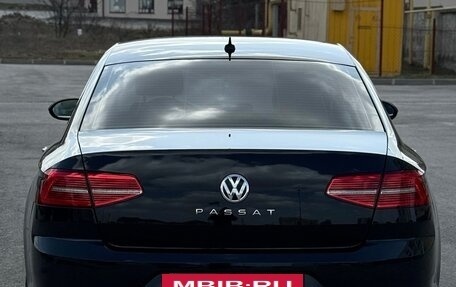 Volkswagen Passat B8 рестайлинг, 2016 год, 1 825 000 рублей, 6 фотография