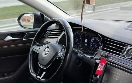 Volkswagen Passat B8 рестайлинг, 2016 год, 1 825 000 рублей, 17 фотография