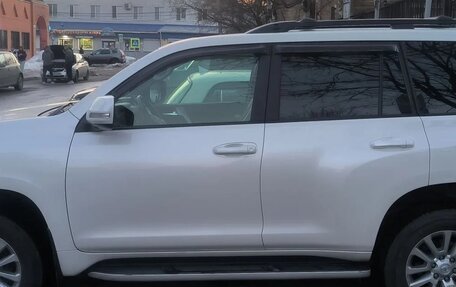 Toyota Land Cruiser Prado 150 рестайлинг 2, 2014 год, 3 290 000 рублей, 4 фотография