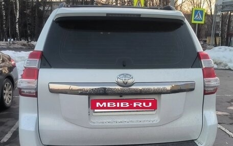 Toyota Land Cruiser Prado 150 рестайлинг 2, 2014 год, 3 290 000 рублей, 2 фотография