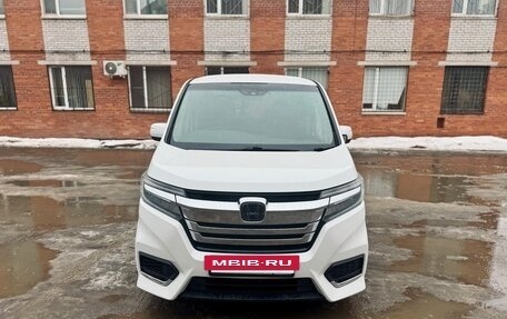 Honda Stepwgn IV, 2019 год, 2 100 000 рублей, 3 фотография