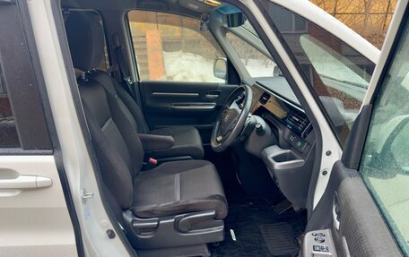 Honda Stepwgn IV, 2019 год, 2 100 000 рублей, 9 фотография