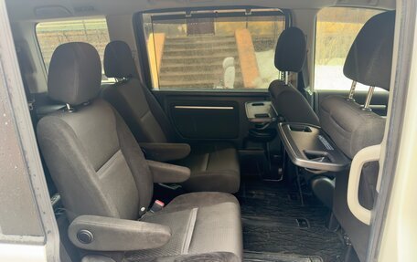 Honda Stepwgn IV, 2019 год, 2 100 000 рублей, 17 фотография