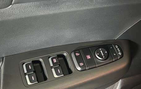 KIA Sportage IV рестайлинг, 2019 год, 2 690 000 рублей, 21 фотография