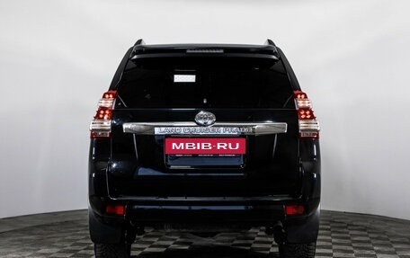 Toyota Land Cruiser Prado 150 рестайлинг 2, 2016 год, 3 849 000 рублей, 8 фотография