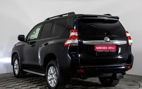 Toyota Land Cruiser Prado 150 рестайлинг 2, 2016 год, 3 849 000 рублей, 9 фотография