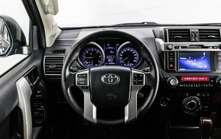 Toyota Land Cruiser Prado 150 рестайлинг 2, 2016 год, 3 849 000 рублей, 14 фотография