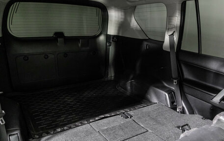 Toyota Land Cruiser Prado 150 рестайлинг 2, 2016 год, 3 849 000 рублей, 26 фотография