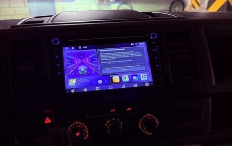 Volkswagen Transporter T6 рестайлинг, 2019 год, 2 249 999 рублей, 8 фотография